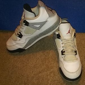 Michael Jordan retro 4's